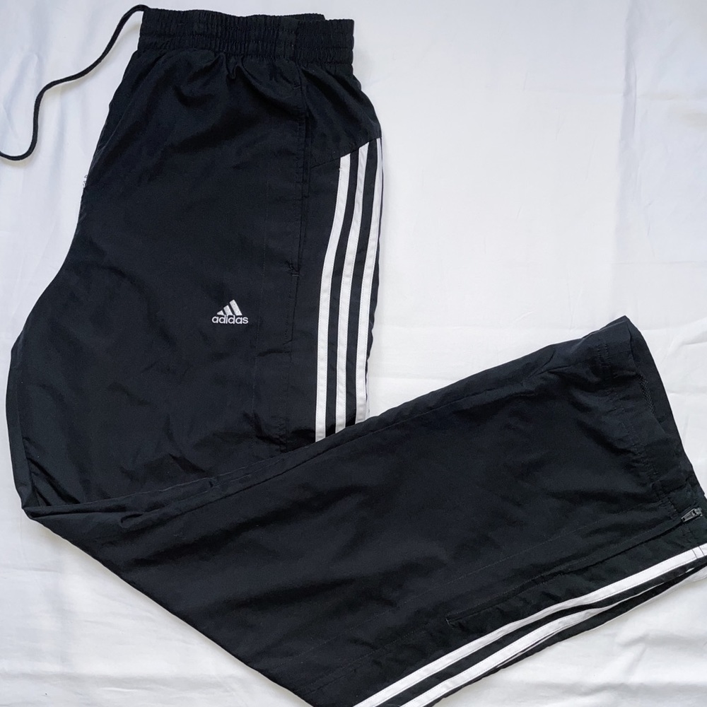 Adidas Men’s black wide leg track pants with inner lining